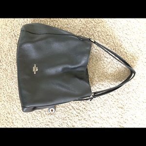 Coach Purse - Black leather - LIKE NEW